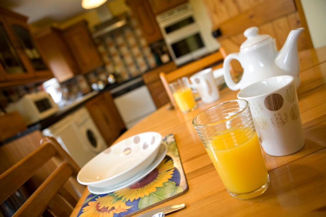 Windrush Cottage, Seven Springs Cottages チェルトナム エクステリア 写真