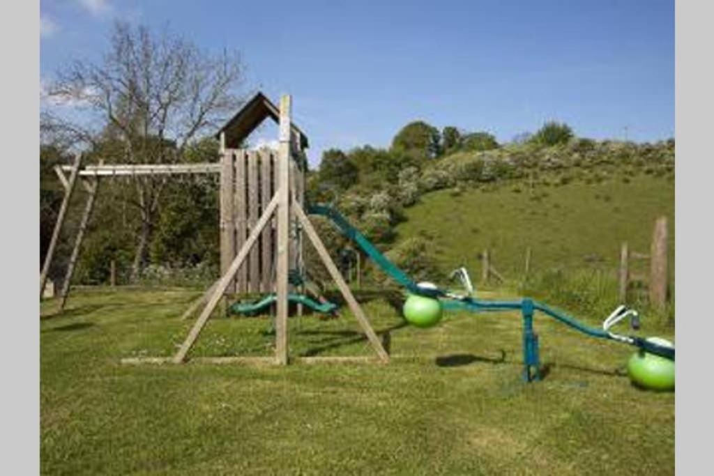 Windrush Cottage, Seven Springs Cottages チェルトナム エクステリア 写真